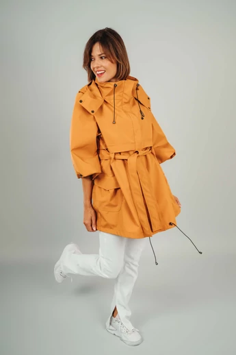 RAMIRA NŐI ESŐKABÁT