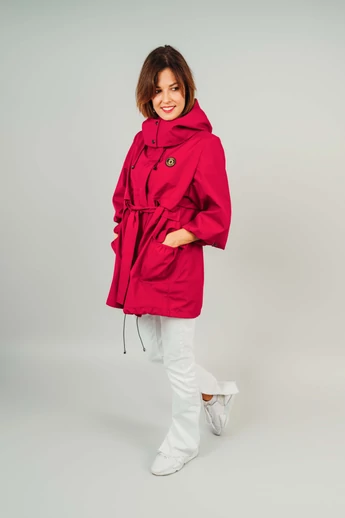 RAMIRA NŐI ESŐKABÁT