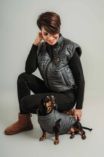 JENNA FARMER MINTÁS NŐI MELLÉNY