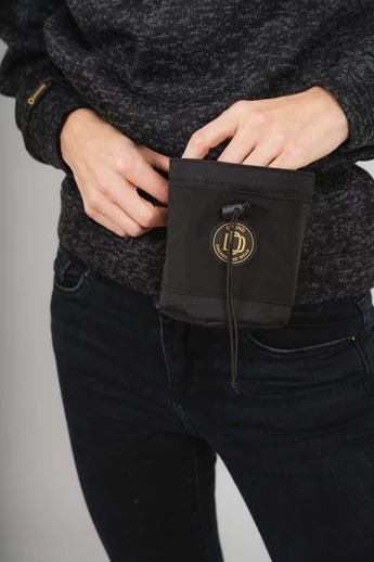 JUTTA JUTALOMFALAT TARTÓ