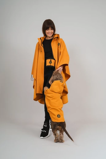 RELLA NŐI ESŐKABÁT, ESŐPONCSÓ